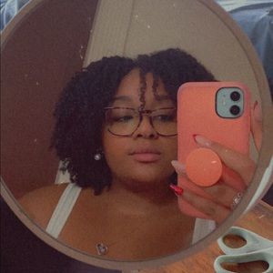 Meet your Posher, Sydney